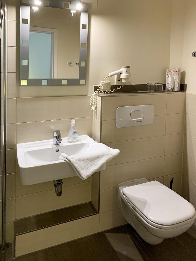 Hotel Carl Von Clausewitz Λειψία Εξωτερικό φωτογραφία
